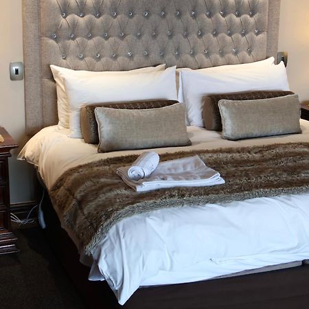Kosmos Lodge Hartbeespoort Eksteriør billede