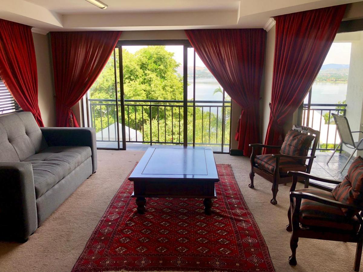 Kosmos Lodge Hartbeespoort Eksteriør billede