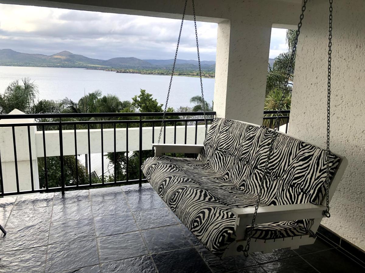 Kosmos Lodge Hartbeespoort Eksteriør billede