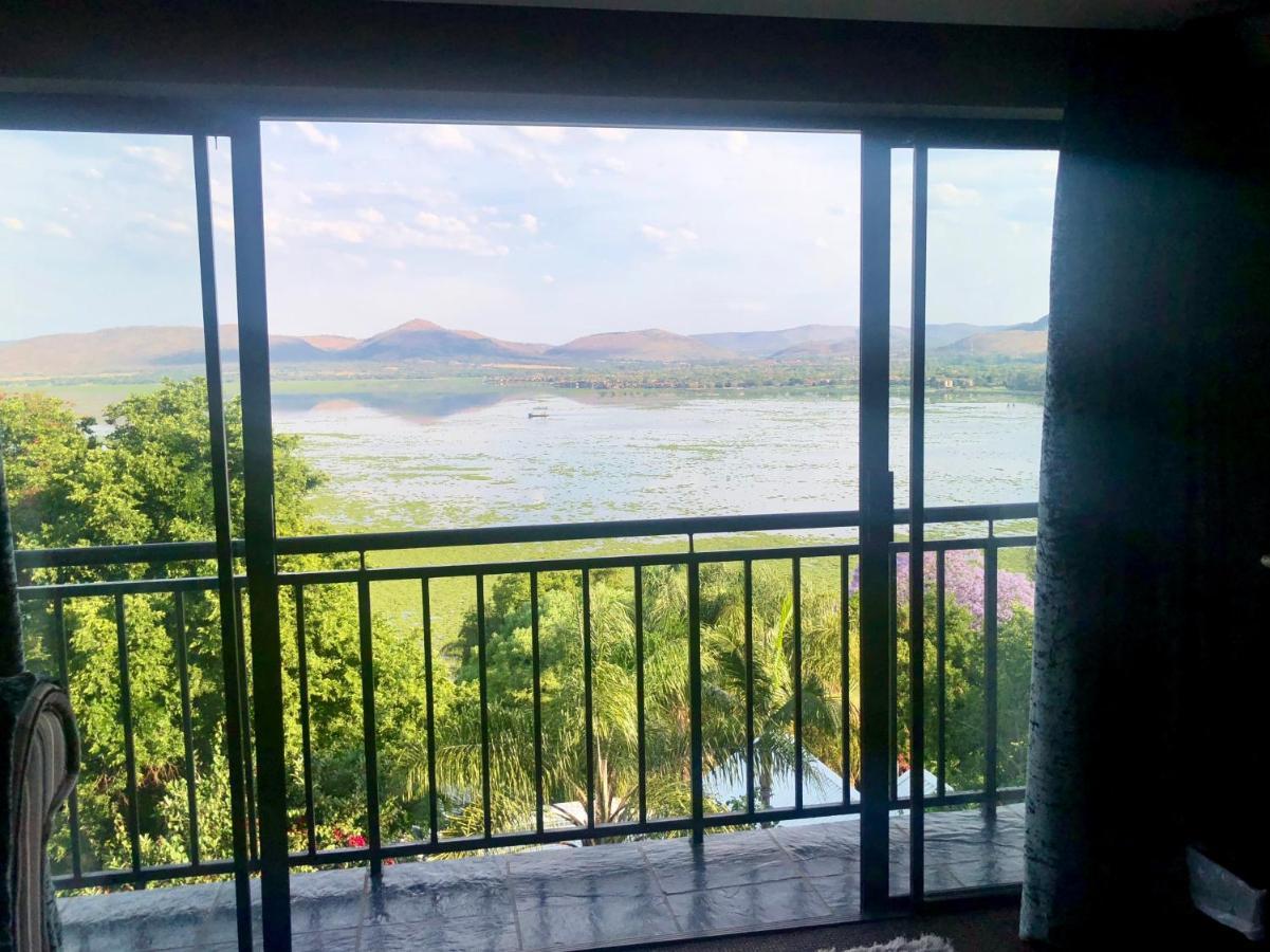 Kosmos Lodge Hartbeespoort Eksteriør billede