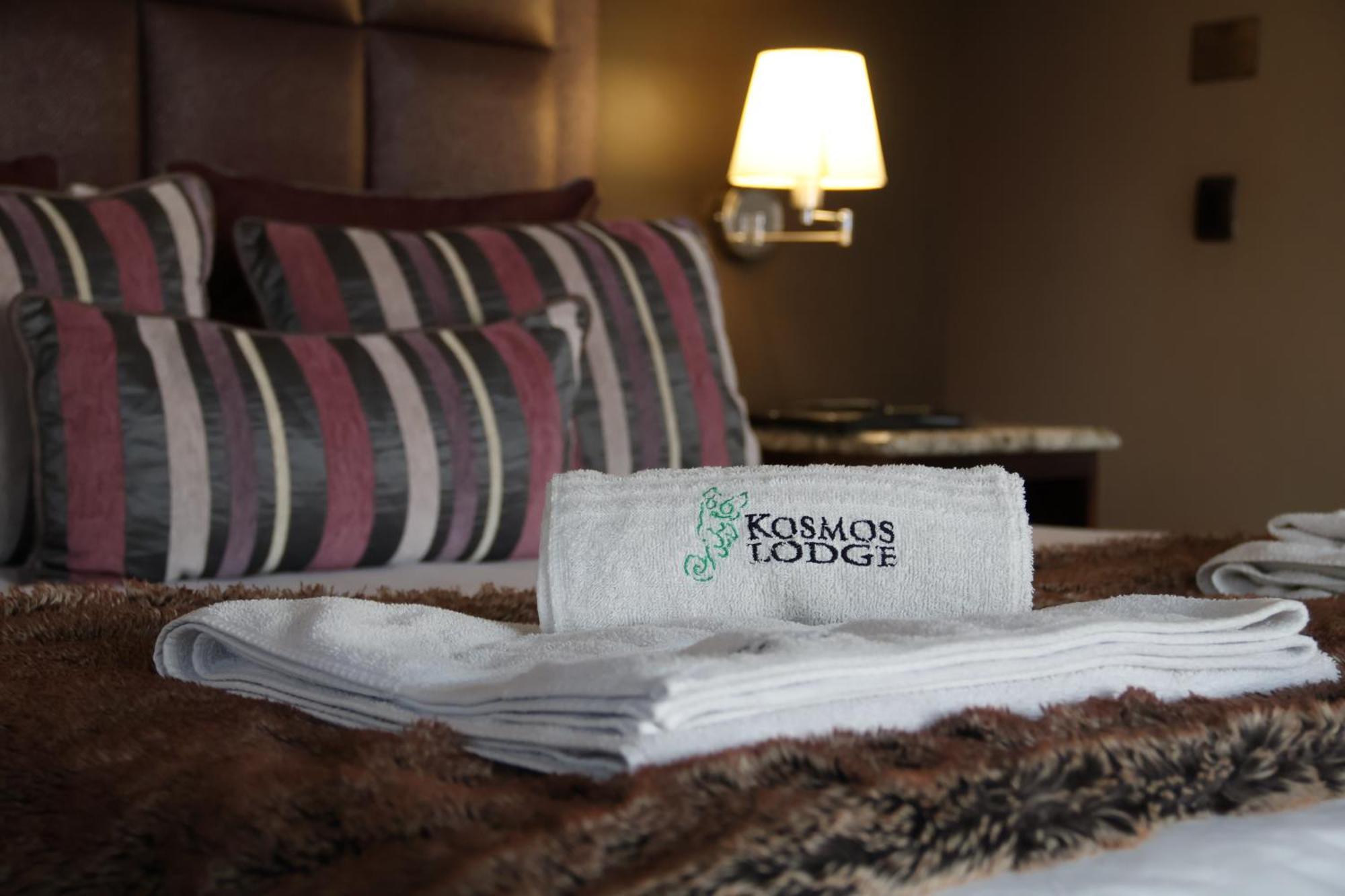 Kosmos Lodge Hartbeespoort Eksteriør billede