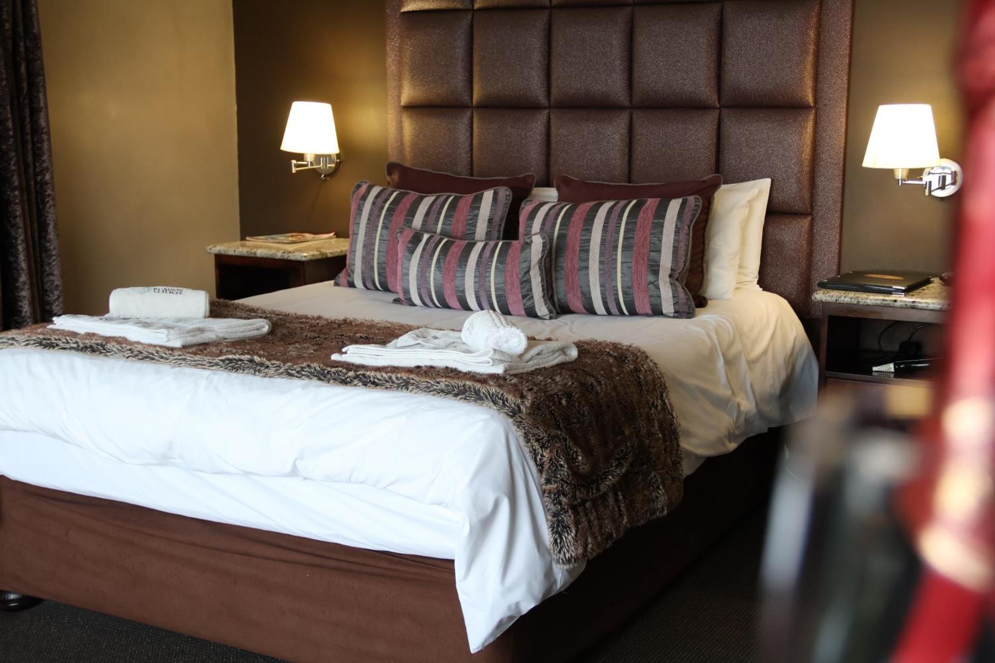 Kosmos Lodge Hartbeespoort Eksteriør billede