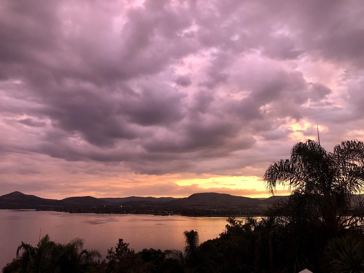 Kosmos Lodge Hartbeespoort Eksteriør billede